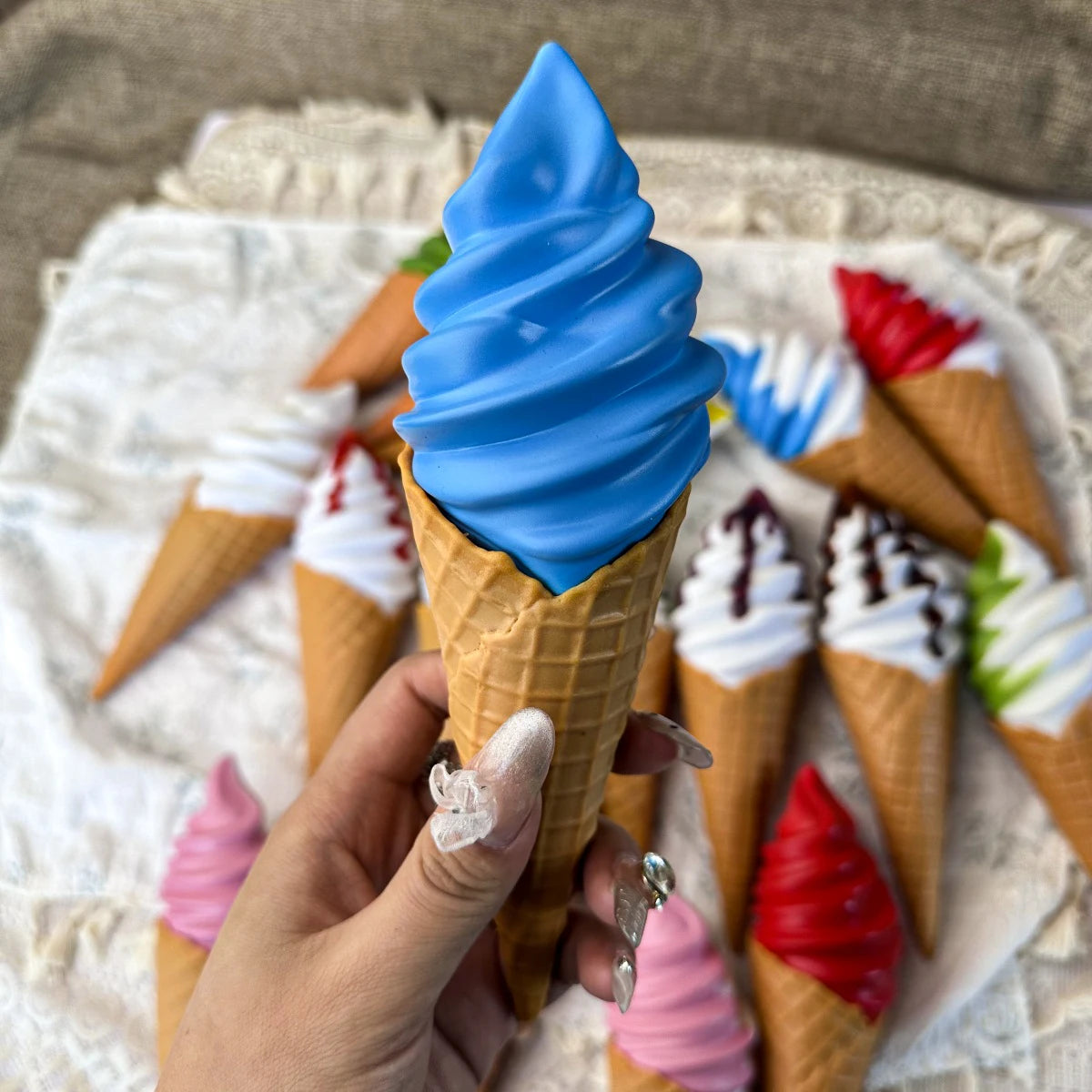 Faux Ice Cream Bar Display Prop – 21cm Realistic Simulation Food Model for Decor, Photography & Styling