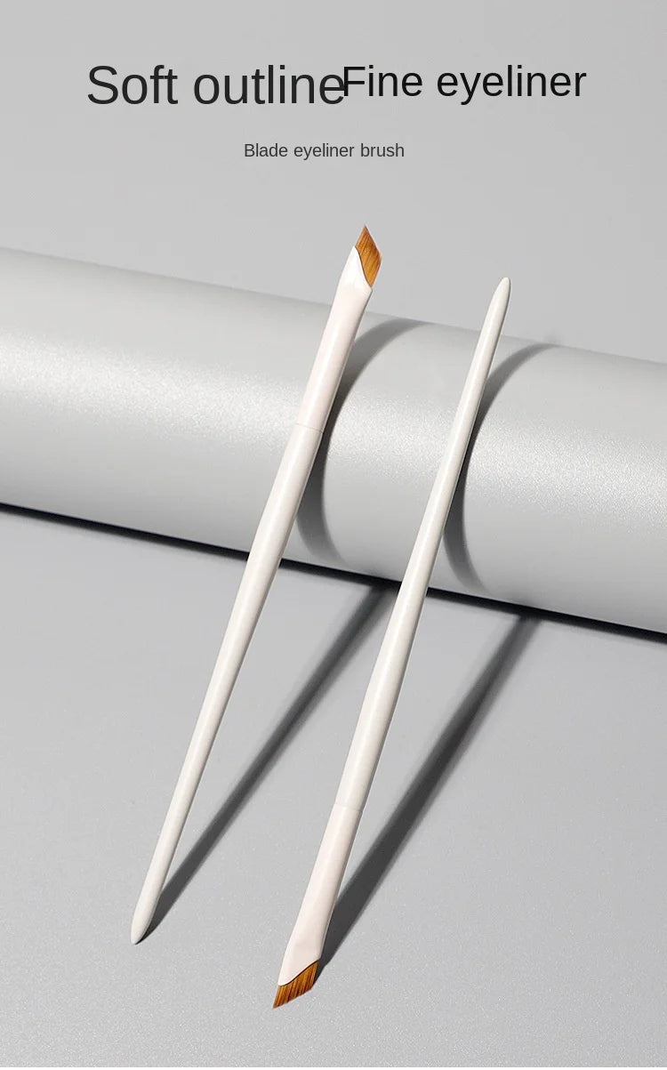 Upgrade Blade Eyeliner & Eyebrow Brush | Ultra Thin Fine Angle Flat Brush for Precise Eye Makeup