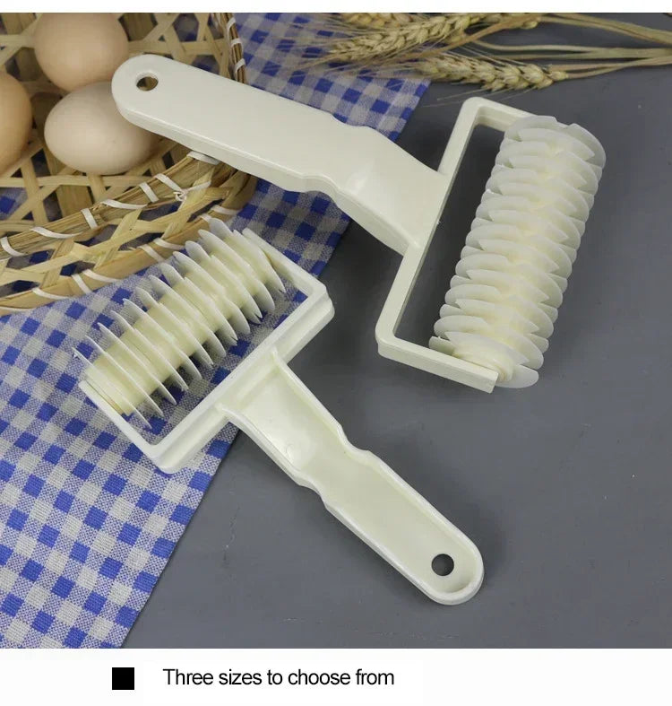 Pizza & Pastry Lattice Roller Cutter | Creative Wheel Cutter for Wellington Steak & Baking