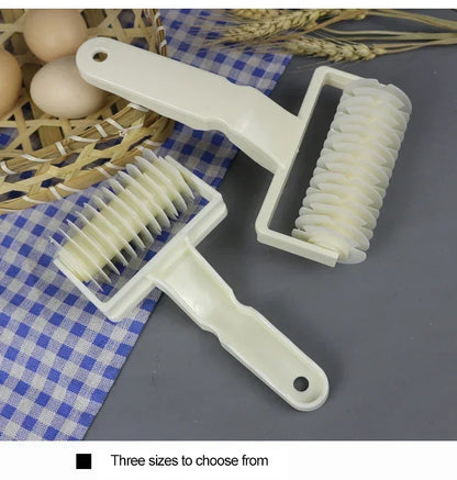 Pizza & Pastry Lattice Roller Cutter | Creative Wheel Cutter for Wellington Steak & Baking