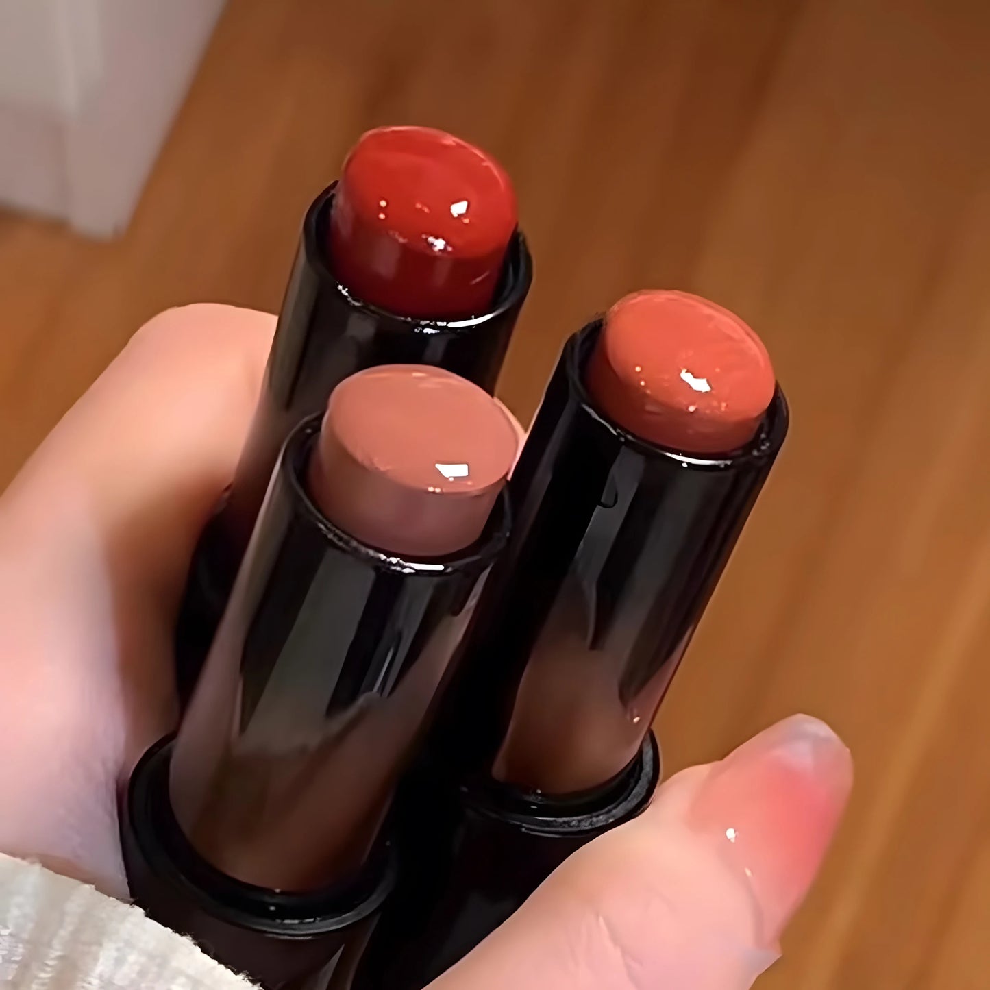 Waterproof Red Brown Lipstick | Moisturizing Mirror Lip Gloss for Long-Lasting Natural Makeup