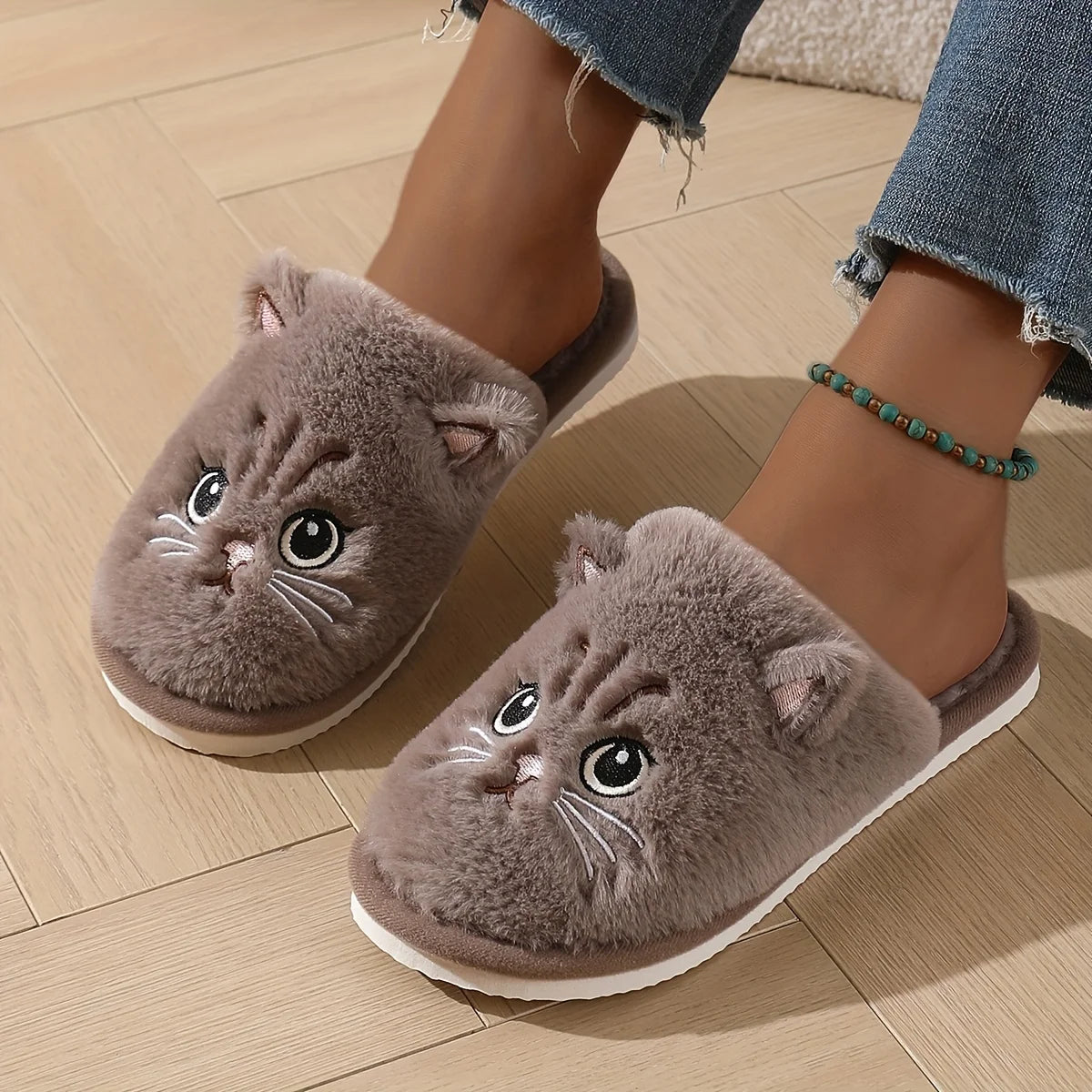 Plush Cat Slippers – Cozy Winter Indoor House Shoes with Non-Slip EVA Sole Men and Women