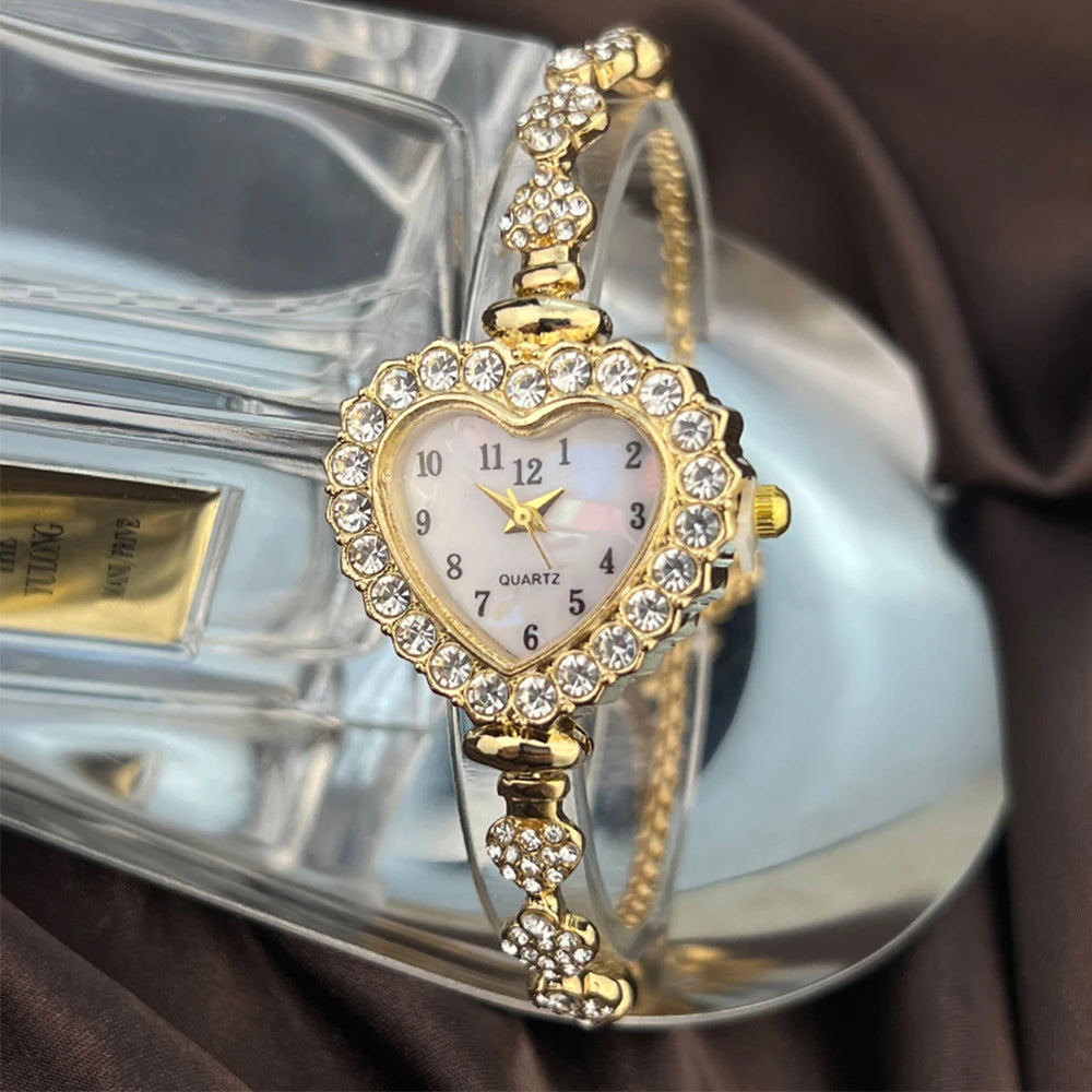 Women's Heart-Shaped Ribbon Strap Diamond Watch | Adjustable Bracelet Fashion Wristwatch