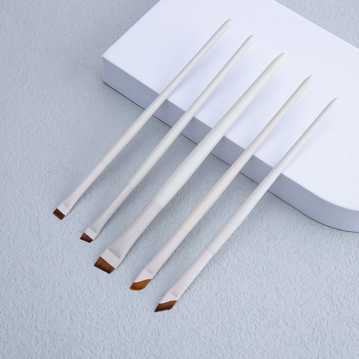 Upgrade Blade Eyeliner & Eyebrow Brush | Ultra Thin Fine Angle Flat Brush for Precise Eye Makeup