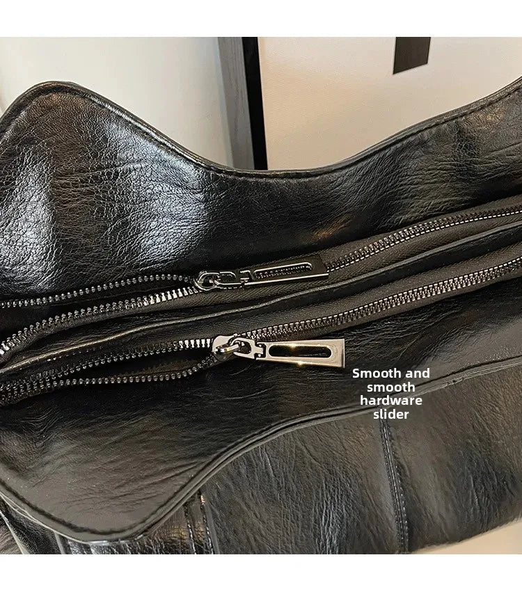 Soft Interior Compartment PU Leather Shoulder Bag For Women With Zipper Closure