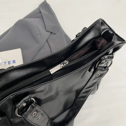 Soft Interior Compartment PU Leather Shoulder Bag For Women With Zipper Closure