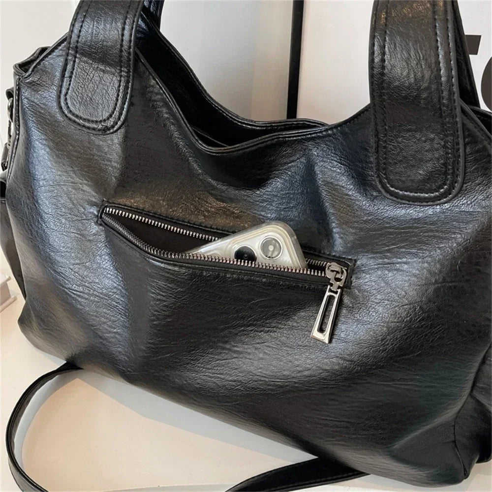 Soft Interior Compartment PU Leather Shoulder Bag For Women With Zipper Closure