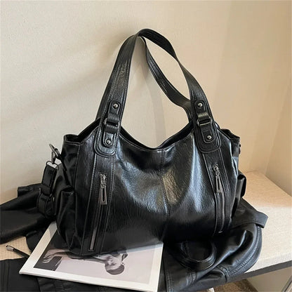 Soft Interior Compartment PU Leather Shoulder Bag For Women With Zipper Closure