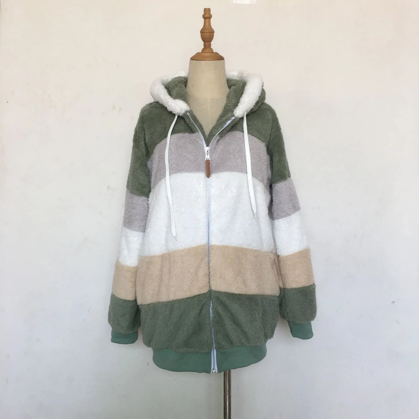 Women's Oversized Hooded Plush Jacket – Warm Zip-Up Streetwear Coat | S–5XL, 9 Colors