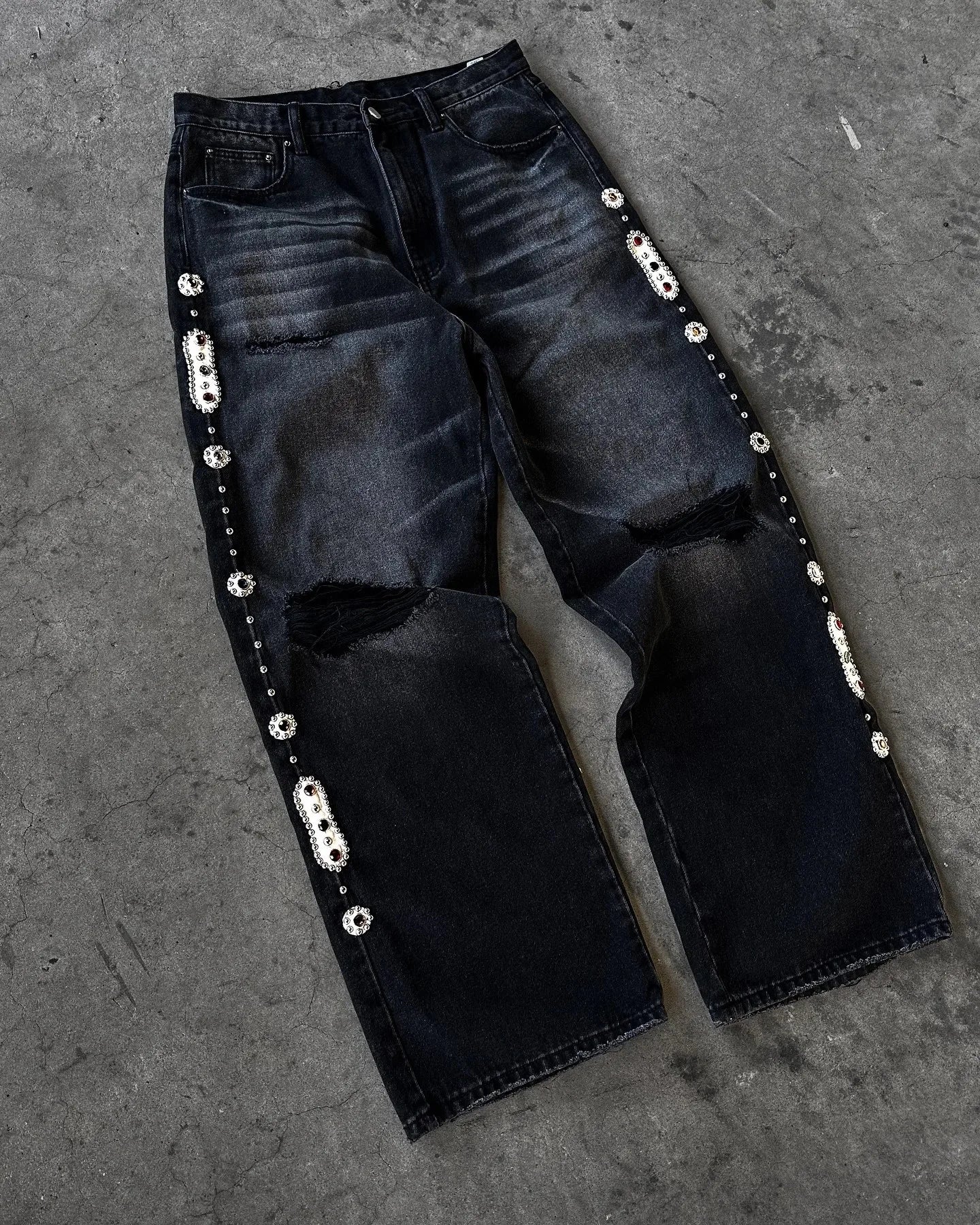 Cherry Blossom Embroidery Baggy Jeans for Men