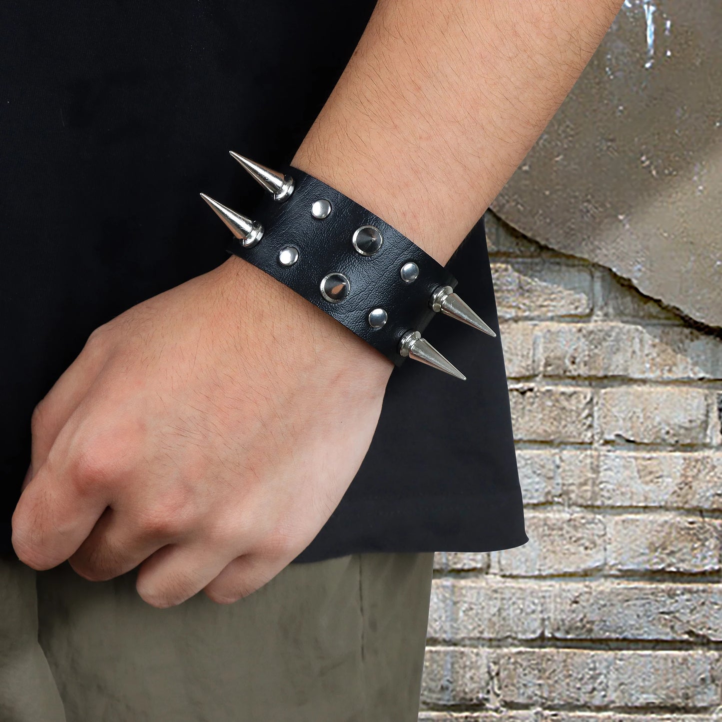 Men's Vintage Gothic Leather Wristband | Adjustable Punk Cuff Bracelet with Concealed Buckle