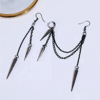 Men's Retro Punk Chain Tassel Earrings – Black Gothic Dangle Ear Cuff for Alt, Grunge & Streetwear Style