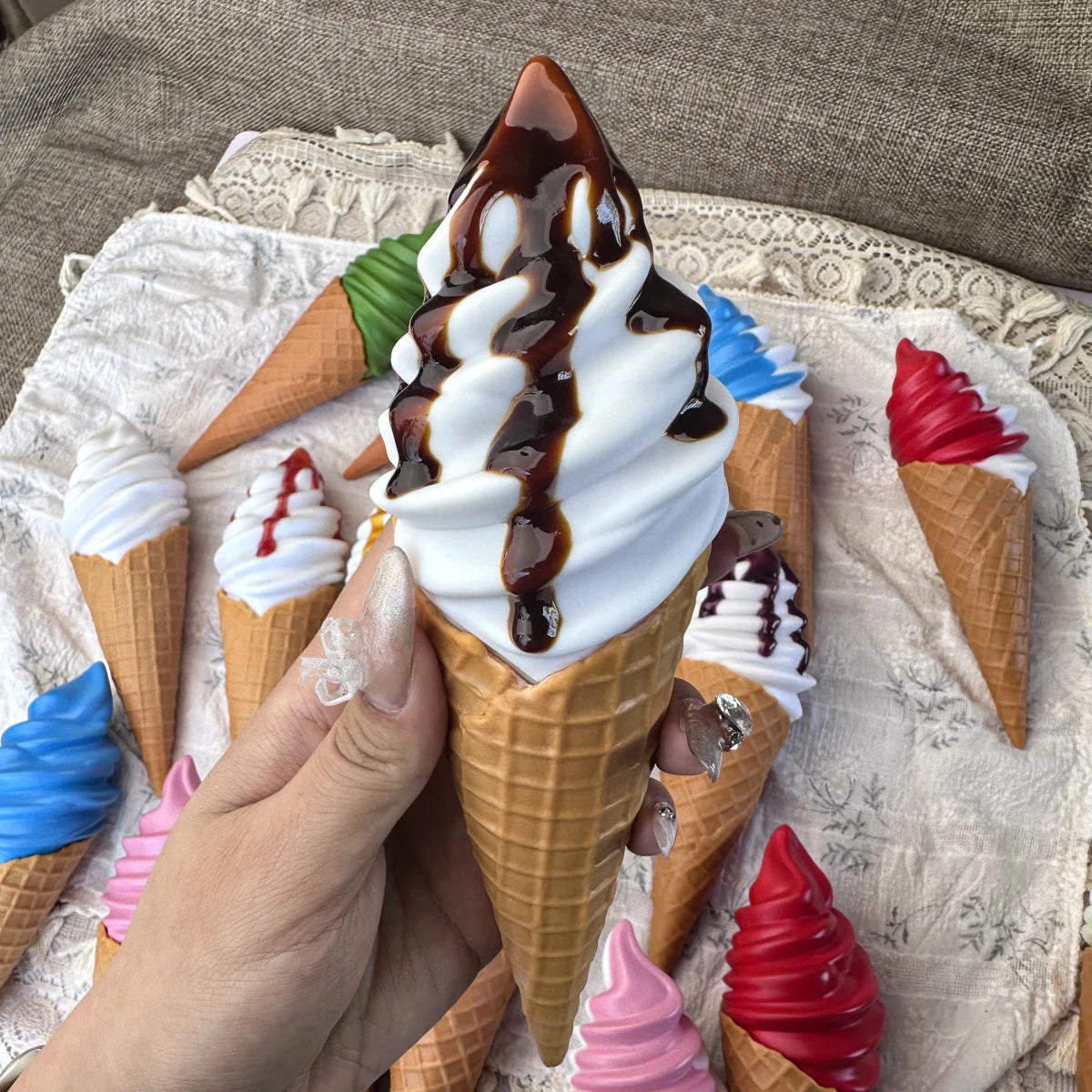 Faux Ice Cream Bar Display Prop – 21cm Realistic Simulation Food Model for Decor, Photography & Styling