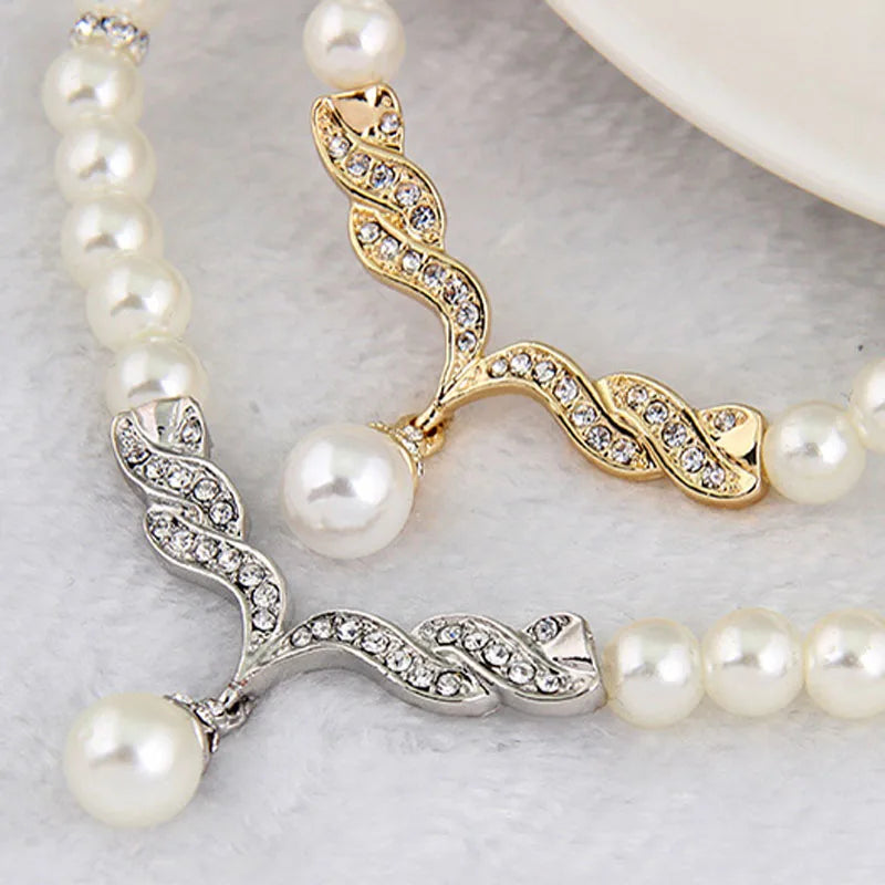 Women's 2-Piece Gold Pearl Jewelry Set | Elegant Necklace & Earrings for Wedding & Bridal