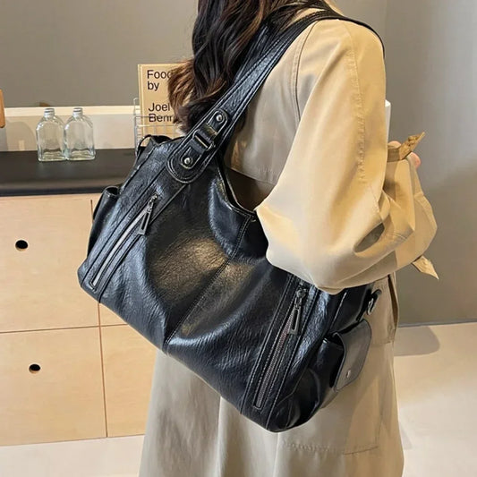 Soft Interior Compartment PU Leather Shoulder Bag For Women With Zipper Closure
