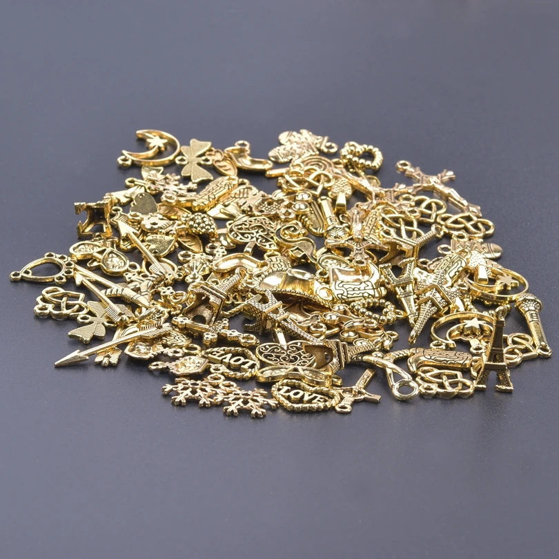 50pcs Vintage Gold Charm Mix – Random Assorted Metal Alloy Pendants for Jewelry Making & DIY Bracelets