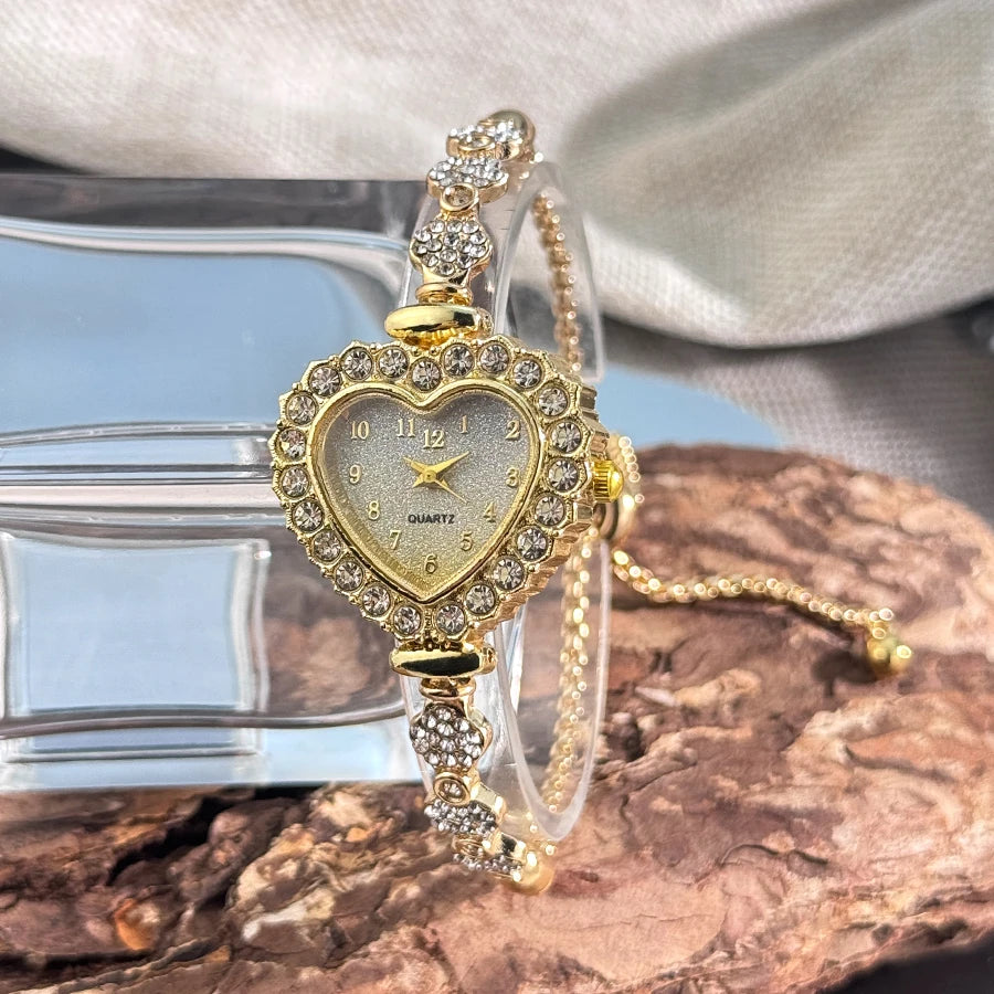 Women's Heart-Shaped Ribbon Strap Diamond Watch | Adjustable Bracelet Fashion Wristwatch