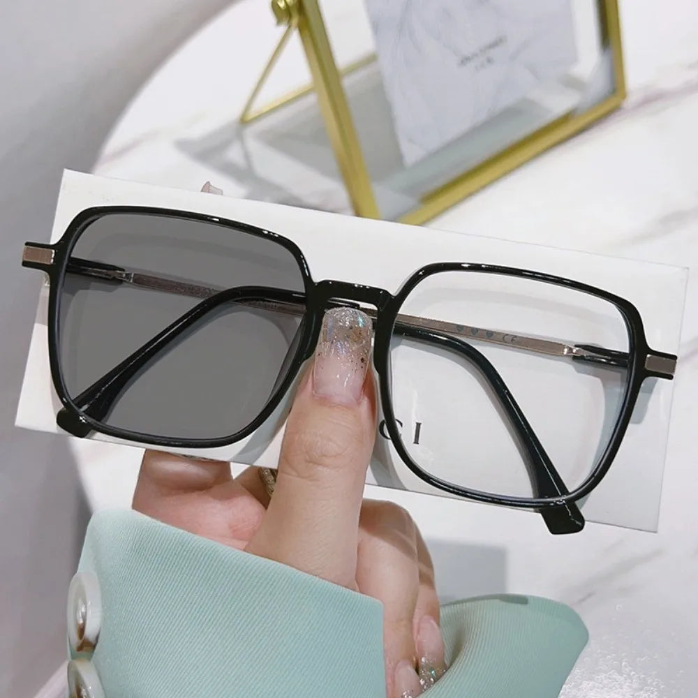 Photochromic Blue Light Blocking Glasses – Square Metal Frame