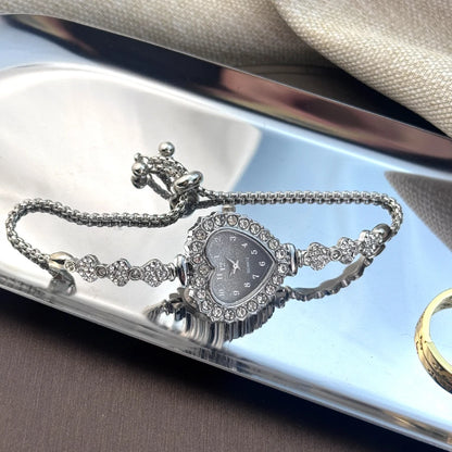 Women's Heart-Shaped Ribbon Strap Diamond Watch | Adjustable Bracelet Fashion Wristwatch