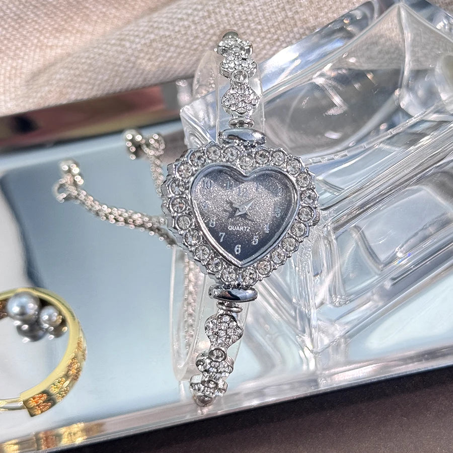 Women's Heart-Shaped Ribbon Strap Diamond Watch | Adjustable Bracelet Fashion Wristwatch