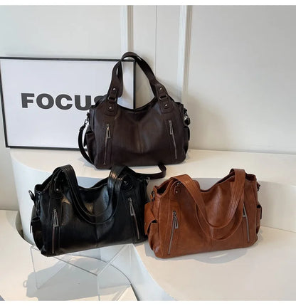 Soft Interior Compartment PU Leather Shoulder Bag For Women With Zipper Closure