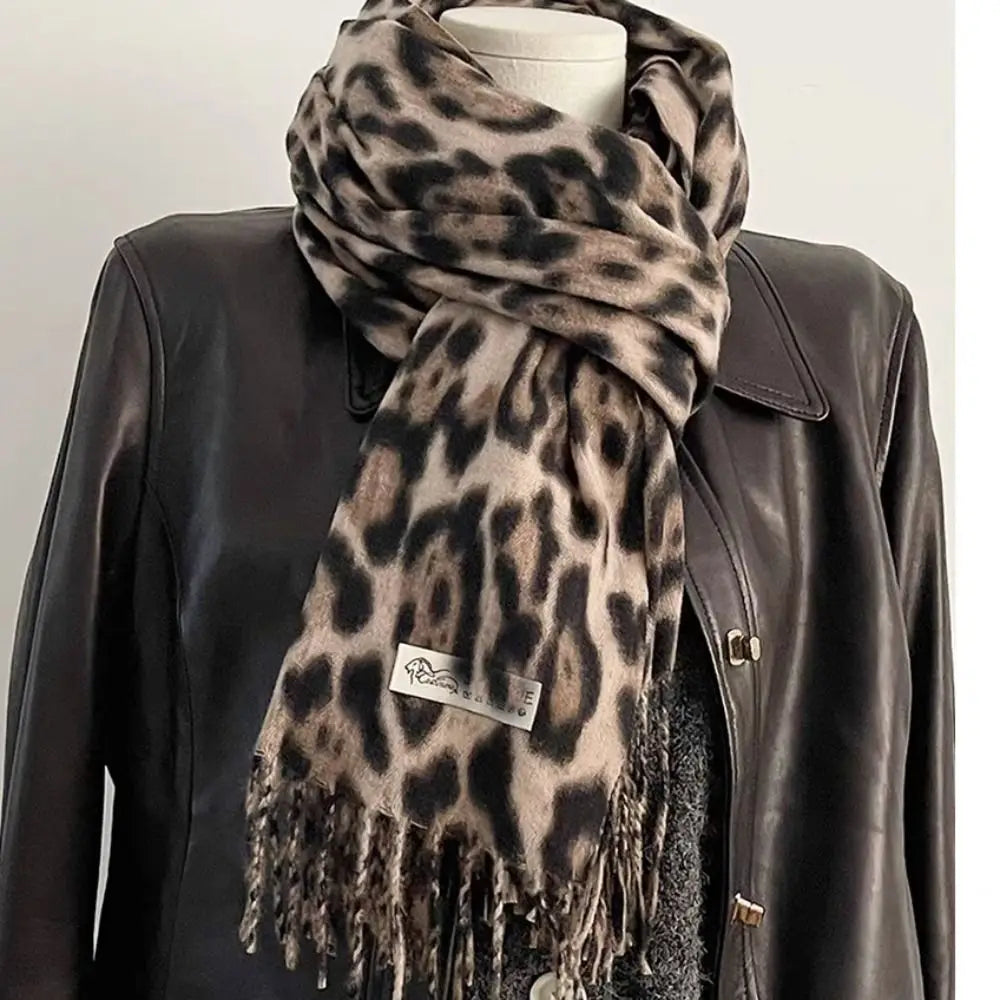 Leopard Tassel Shawl Scarf – Cozy Cashmere-Feel Winter Wrap