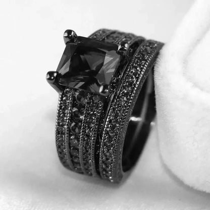 Charm Couple Rings Set | Women's Red Rhinestone Ring & Men's Stainless Steel Celtic Dragon Wedding Band - G - Catoure Charm Couple Rings Set | Women's Red Rhinestone Ring & Men's Stainless Steel Celtic Dragon Wedding Band